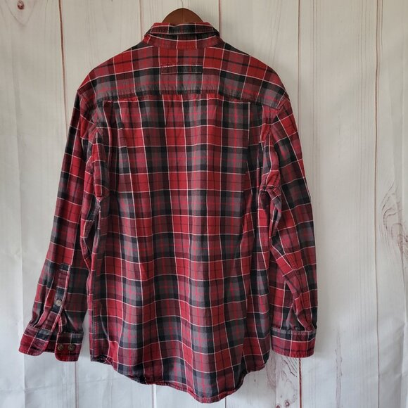 Duluth Trading Co Men’s M Button-down Long Sleeve Red Plaid Flannel Work Shirt - Picture 2 of 6